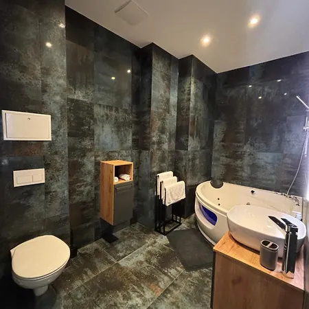 Schwentine Mit Privatem Whirlpool In